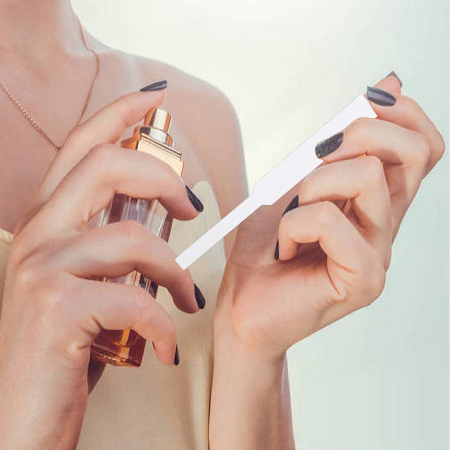 1600 Pieces Perfume Test Strips White Perfume Paper Strips Disposable Fragrance Tester Strips Perfume Blotter Essential Oils Paper Test Strips for Perfume Fragrances Scents Testing