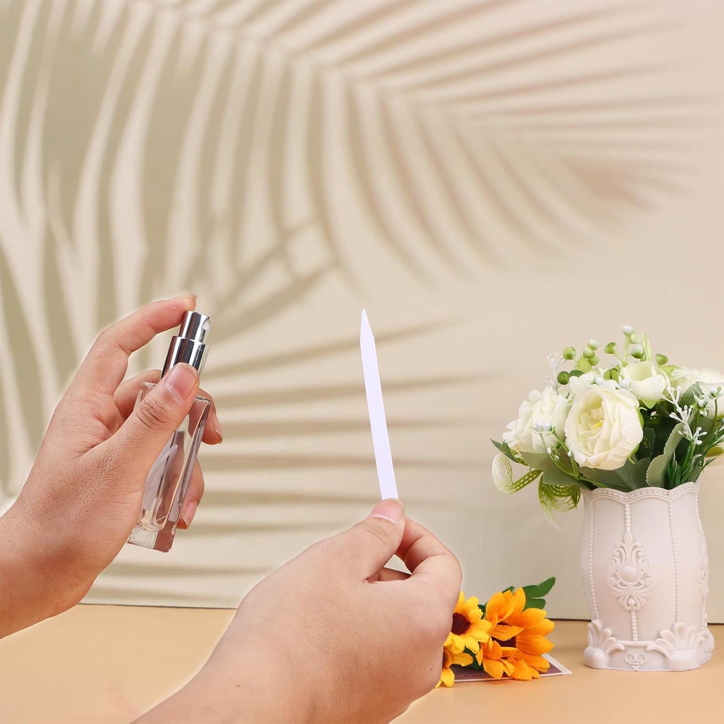 1000 Pieces Perfume Test Strips White Perfume Paper Strips Premium Fragrance Test Strips for scents and Essential Oils